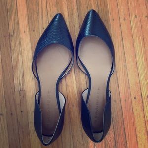 Brand new! Banana Republic Black Leather Flats